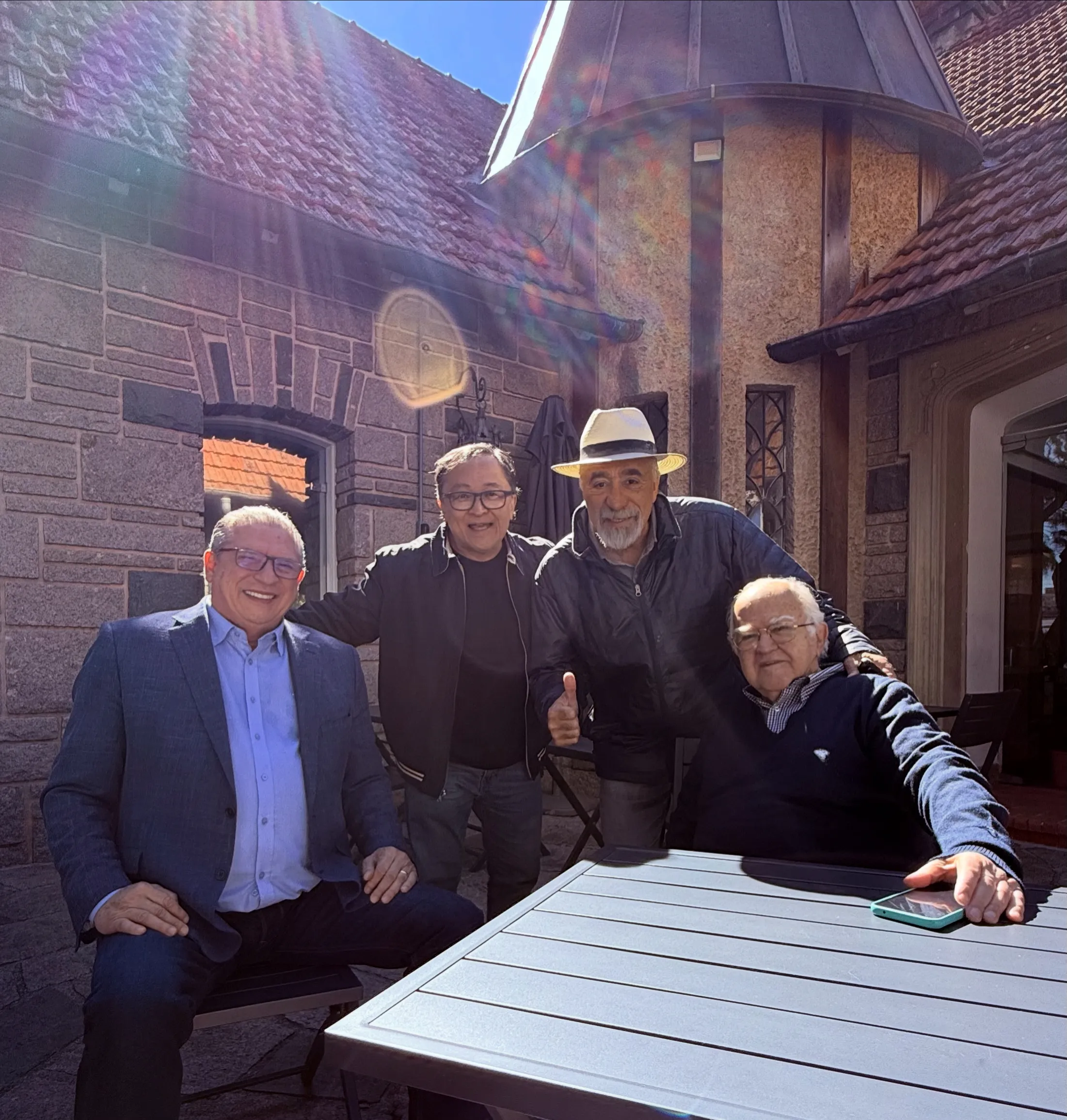 5BF4ED6D-FE9A-4FF7-9003-A926204FF4B7